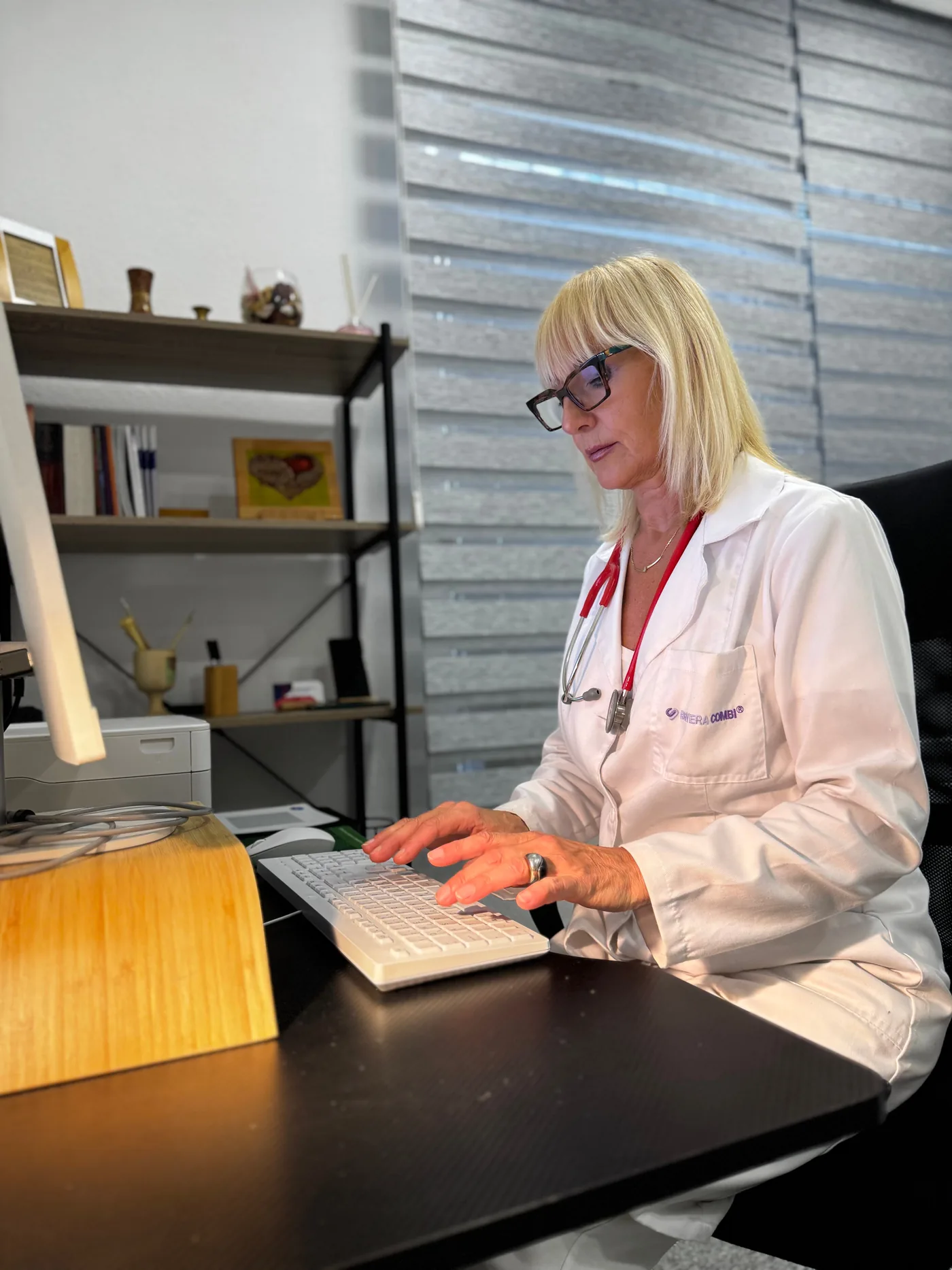 Dr. Izeta Kurbašić u svojoj ordinaciji